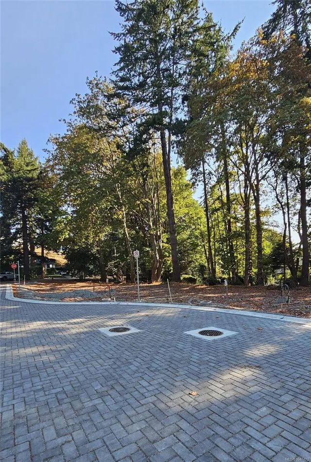 5 of 16 - 2701 Sea Glass Pl, Saanich, BC