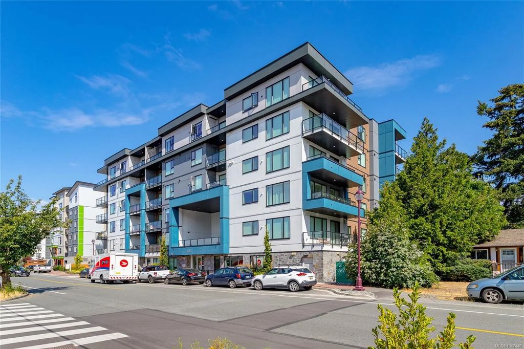 842 Orono Ave 401, Langford