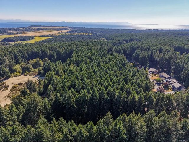 5 of 11 - Lt 4 Pritchard Rd, Comox, BC