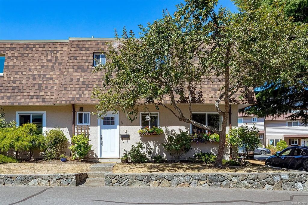 7675 East Saanich Rd 11, Central Saanich