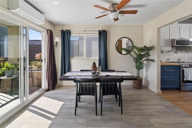 4 of 33 - 947 Caledonia Ave 8, Victoria, BC