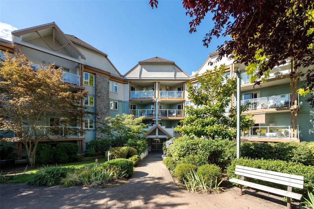 494 Marsett Pl 103, Saanich