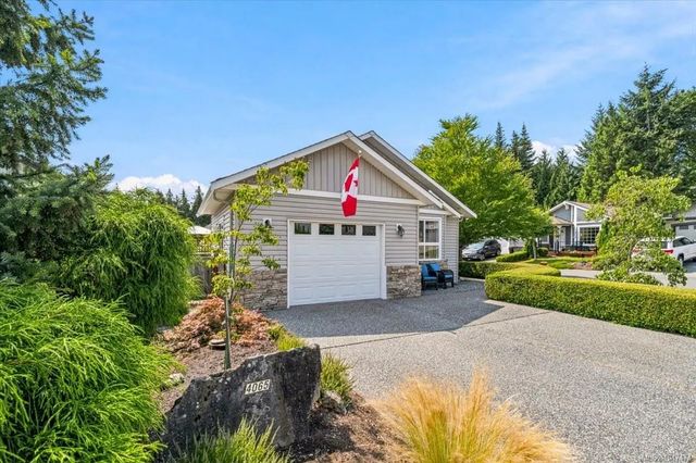 2 of 34 - 4065 Magnolia Dr, Nanaimo, BC