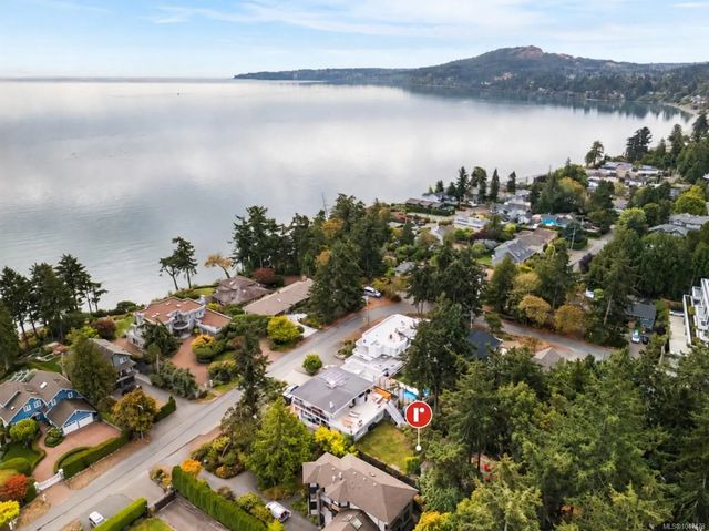 2 of 70 - 5248 Parker Ave, Saanich, BC