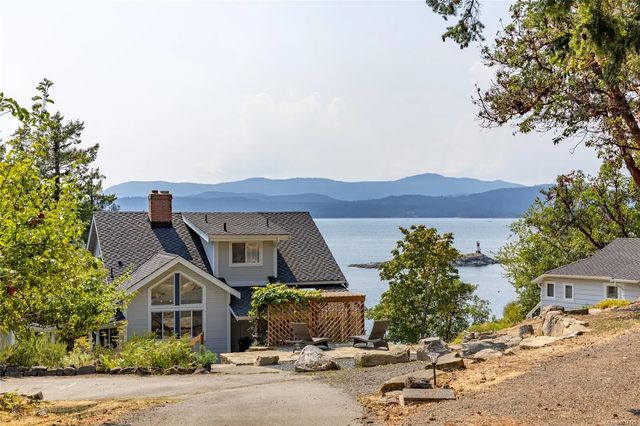2 of 45 - 1209 Port Washington Rd, Pender Island, BC