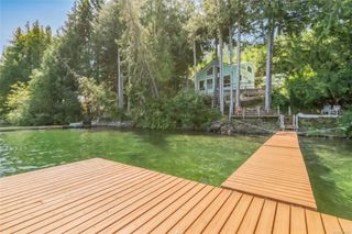 2270 South Lake Rd, Qualicum Beach