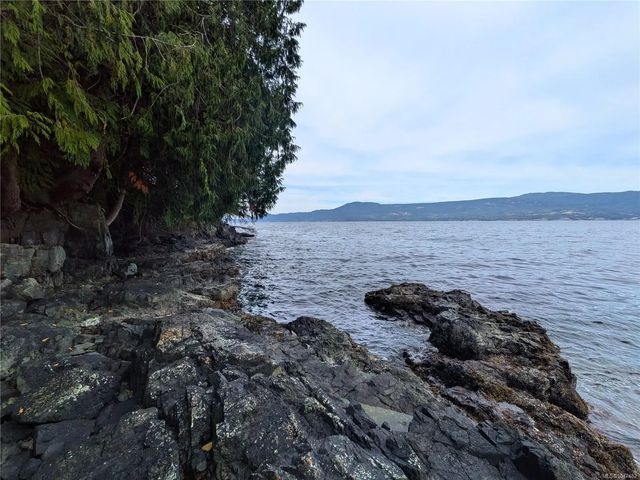 2 of 44 - 9 Mine Rd, Lasqueti Island, BC