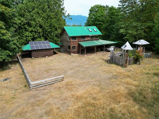 4 of 44 - 9 Mine Rd, Lasqueti Island, BC