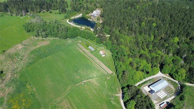 4 of 80 - 2311/2307 Sylvester Rd, Shawnigan Lake, BC