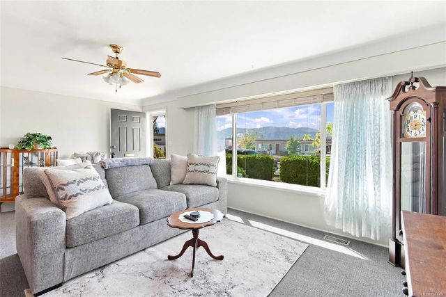 4 of 26 - 4391 11th Ave, Port Alberni, BC