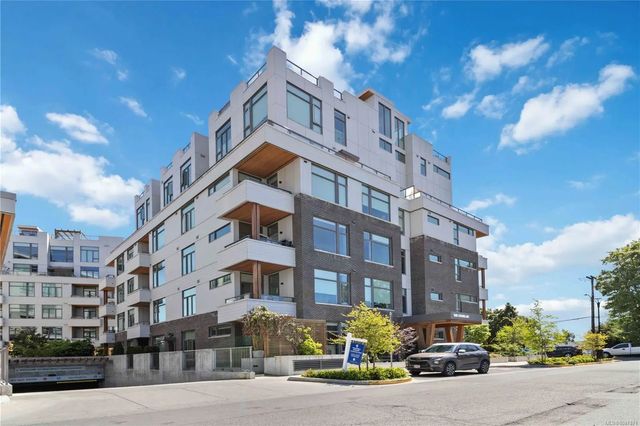 4 of 55 - 501 Park Pl 601, Esquimalt, BC