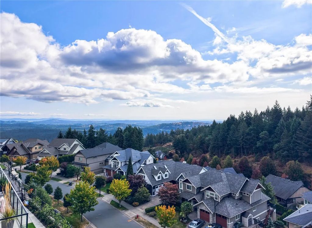 1161 Spirit Crt, Langford