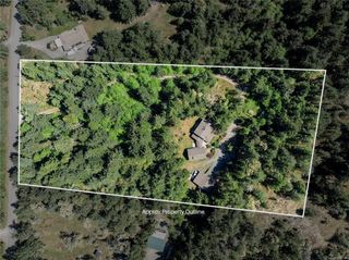 2800 Boyd Dr, Nanoose Bay
