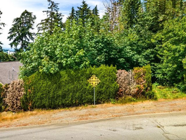 4 of 7 - 4817 Dunbar St, Port Alberni, BC
