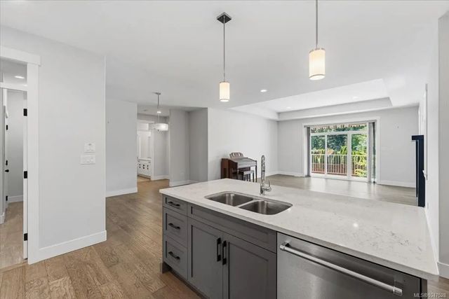 3 of 29 - 3825 Marjorie Way, Nanaimo, BC