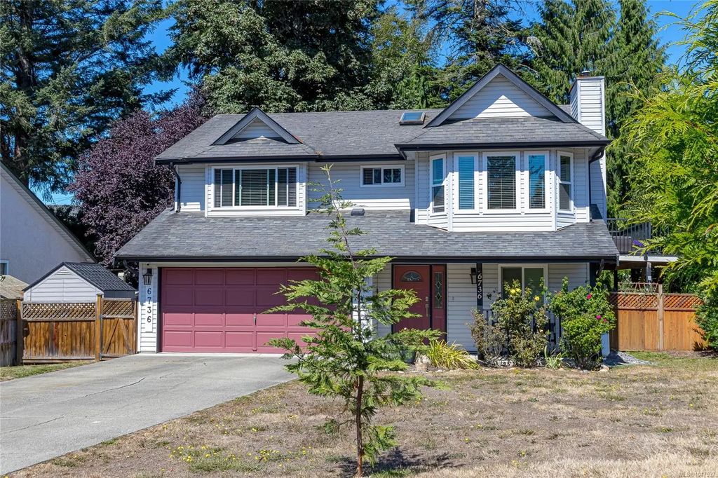 6736 Rhodonite Dr, Sooke