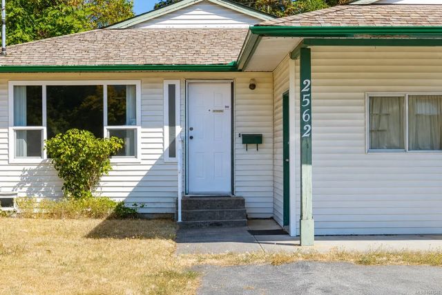 2 of 26 - 2562 Rosstown Rd, Nanaimo, BC