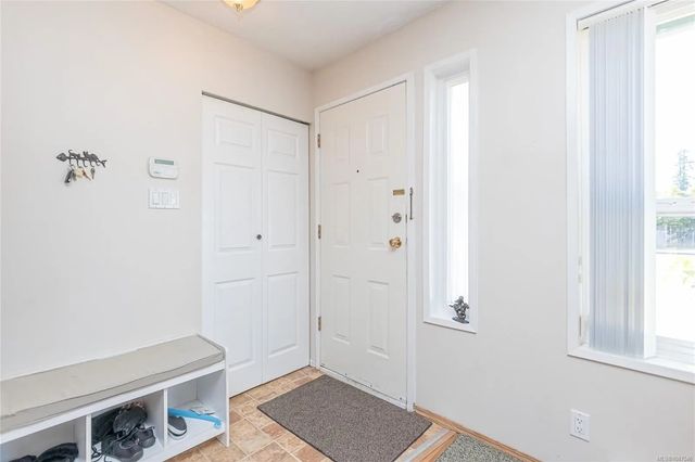 3 of 26 - 2562 Rosstown Rd, Nanaimo, BC