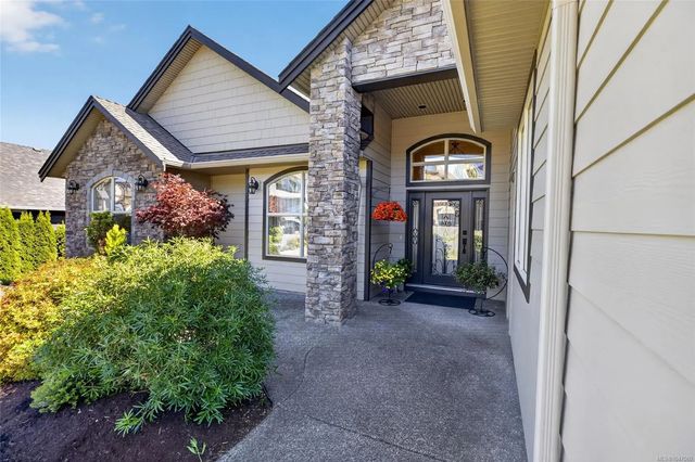 2 of 67 - 656 Mariner Dr, Campbell River, BC
