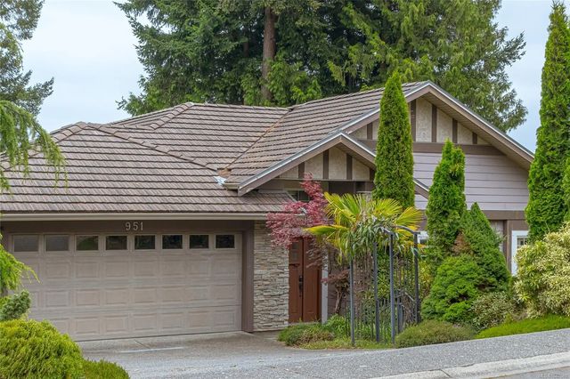 4 of 45 - 951 Seamist Rise, Saanich, BC