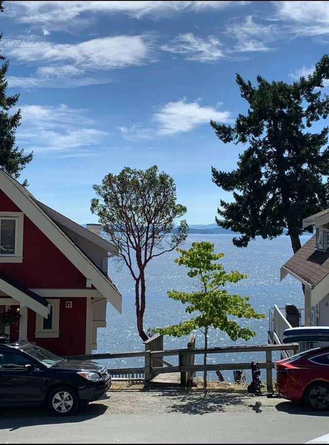 2 of 22 - 2315 Mackinnon Rd 16c, Pender Island, BC