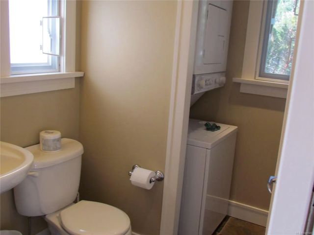 5 of 22 - 2315 Mackinnon Rd 16c, Pender Island, BC