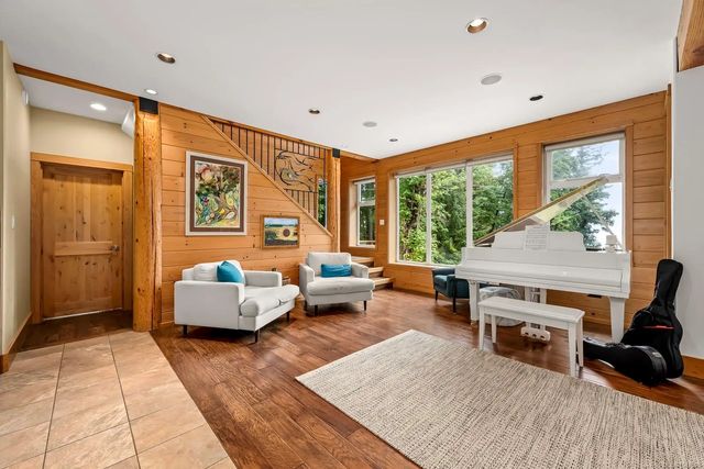 4 of 99 - 652 Fox Rd, Quadra Island, BC
