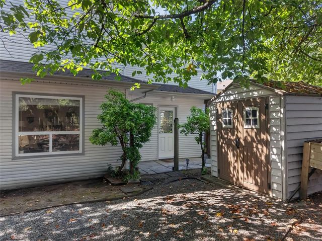 4 of 40 - 1180 Braidwood Rd 18, Courtenay, BC