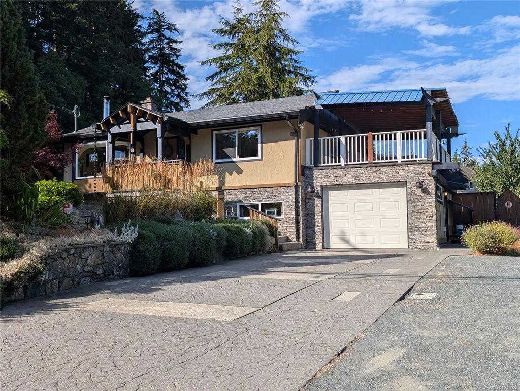 1638 Whiffin Spit Rd, Sooke