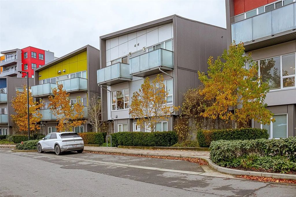 770 Central Spur Rd 106, Victoria