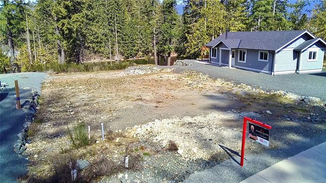 5 of 7 - 11222 Pine St, Port Alberni, BC