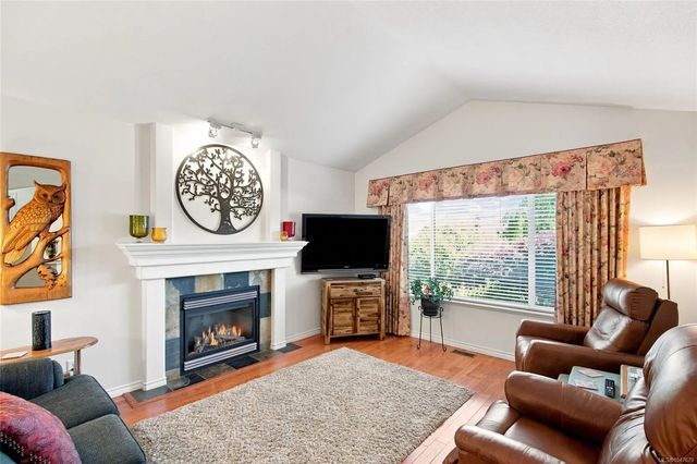5 of 32 - 6055 Brickyard Rd, Nanaimo, BC