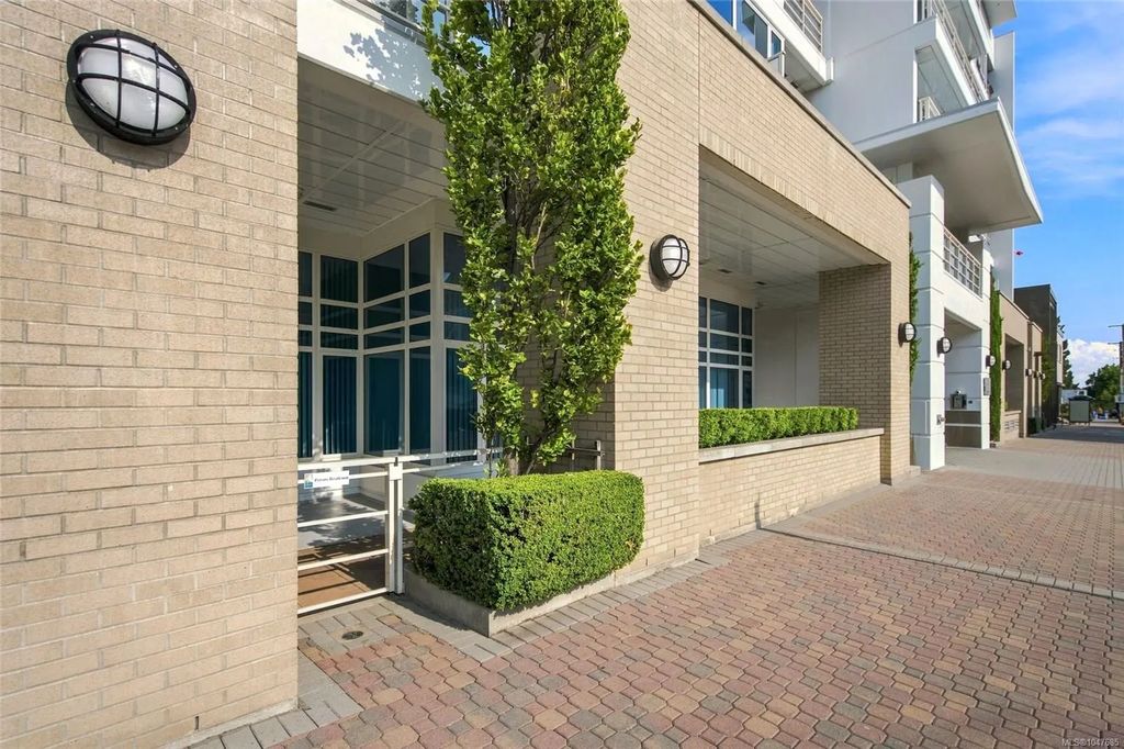 38 Front St 107, Nanaimo