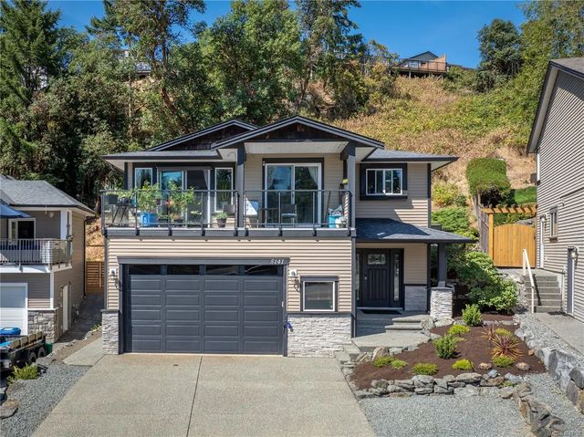 5141 Owlstone Pl, Nanaimo