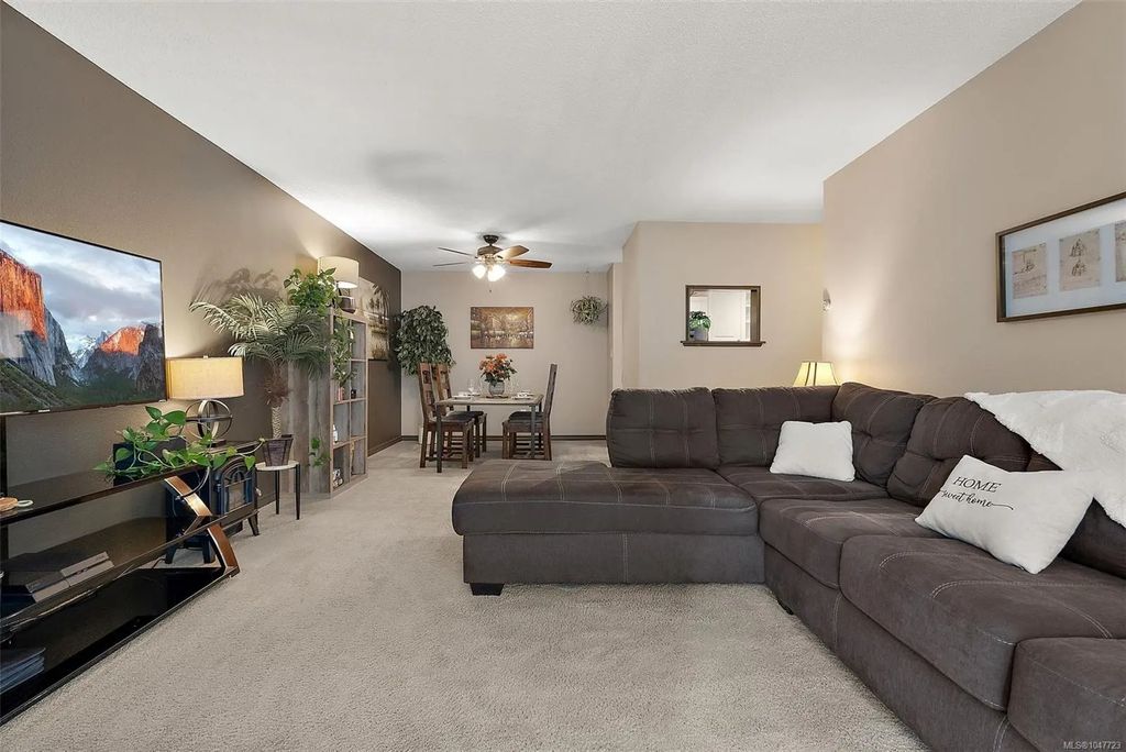 3255 Glasgow Ave 314, Saanich