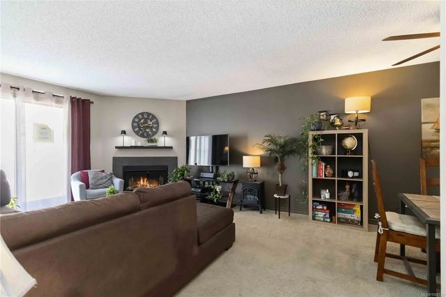 3 of 20 - 3255 Glasgow Ave 314, Saanich, BC