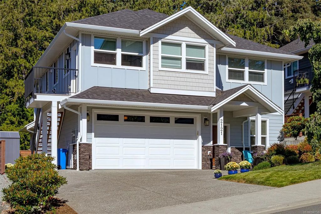 2121 Triangle Trail, Langford