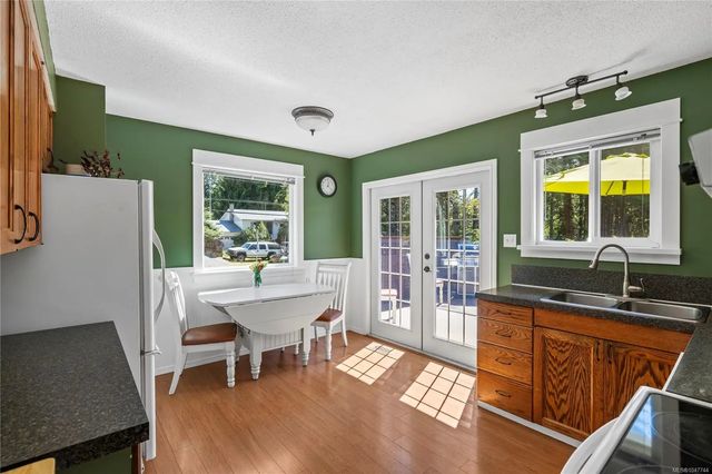 5 of 50 - 2301 Jingle Pot Rd, Nanaimo, BC