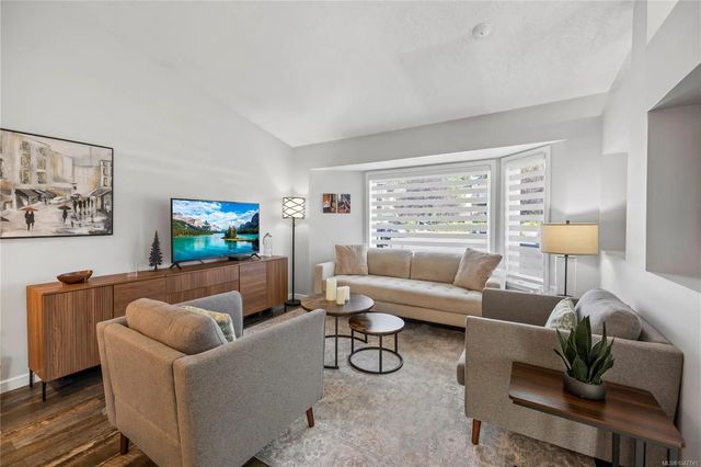 4 of 32 - 1623 Caspers Way 9, Nanaimo, BC