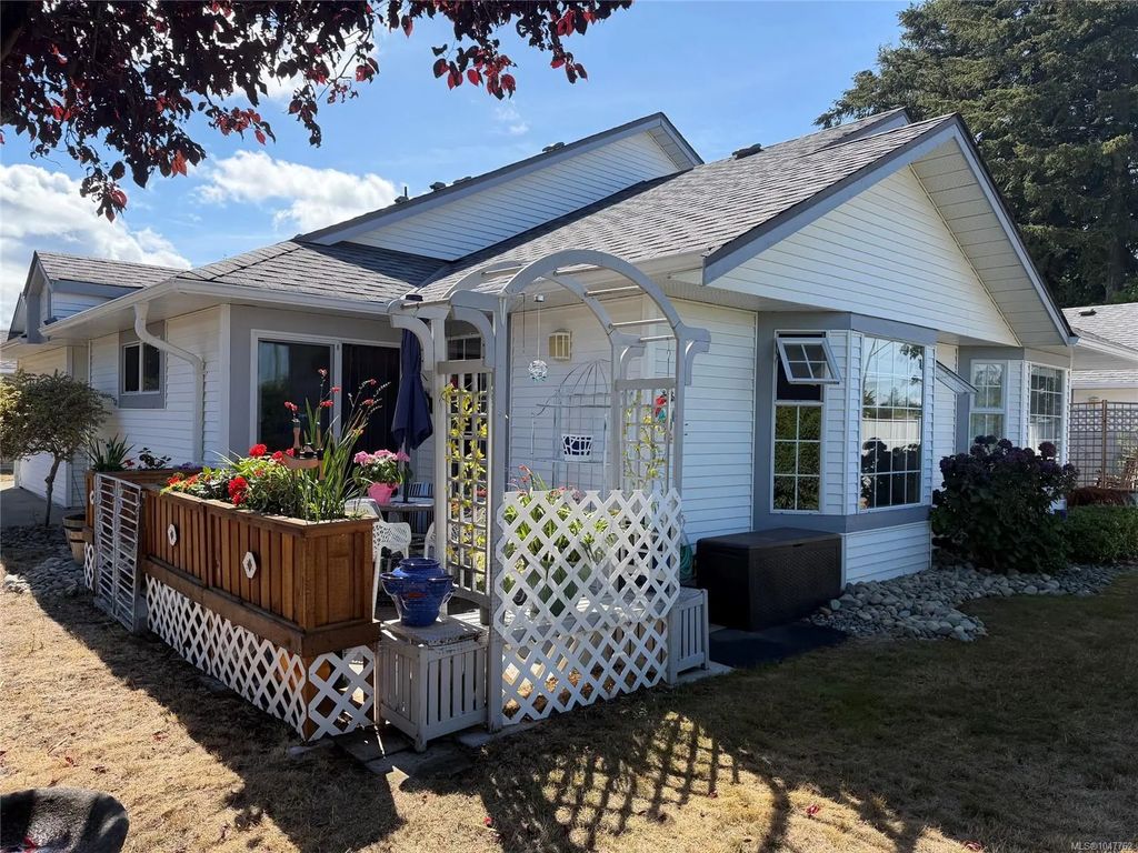 305 Blower Rd 4, Parksville