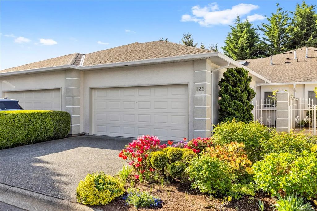 128 Ocean Walk Dr, Nanaimo