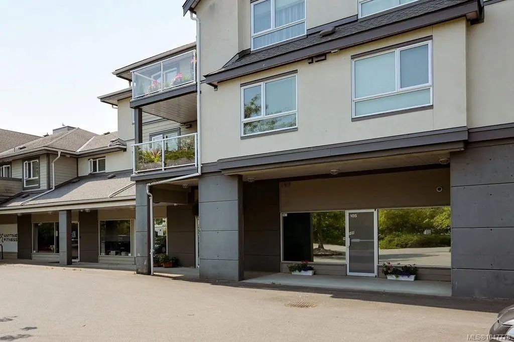 2245 James White Blvd 105, Sidney