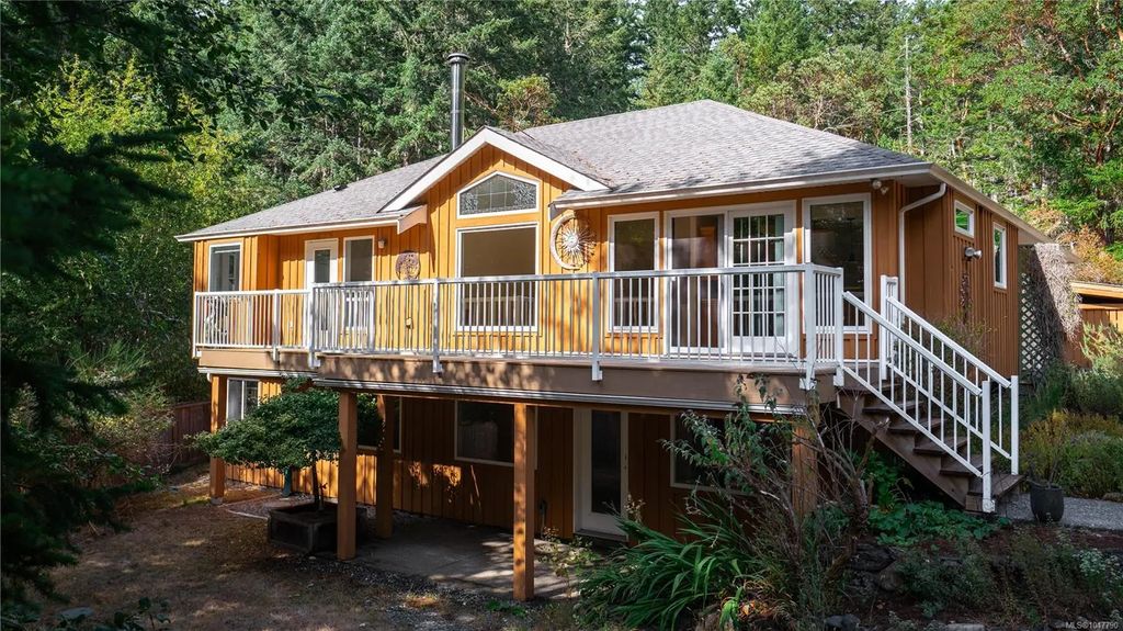 1170 Woodley Ghyll Dr, Metchosin