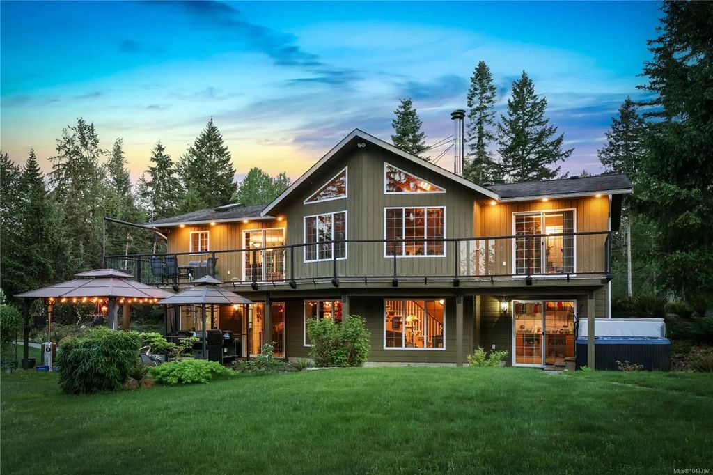 5427 Wildwood Rd, Courtenay
