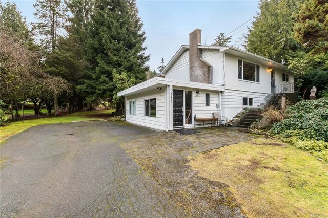 3 of 51 - 2371 Jingle Pot Rd, Nanaimo, BC