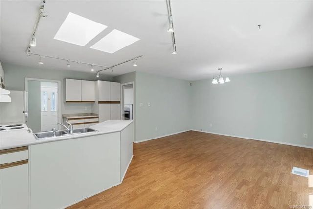 5 of 53 - 3115 Rock City Rd, Nanaimo, BC