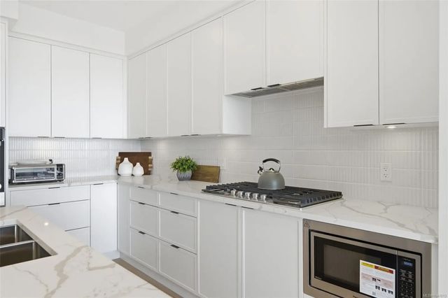 5 of 21 - 1810 Selenite Pl 401, Langford, BC
