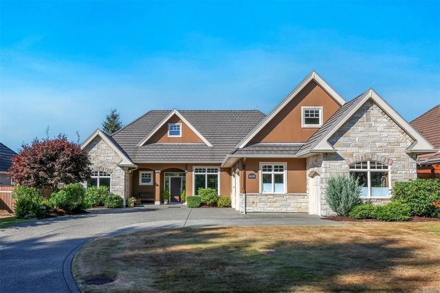 3 of 51 - 619 Crown Isle Dr, Courtenay, BC