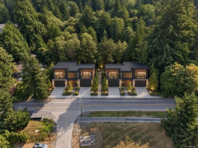 2 of 42 - 205 Atkins Rd, View Royal, BC