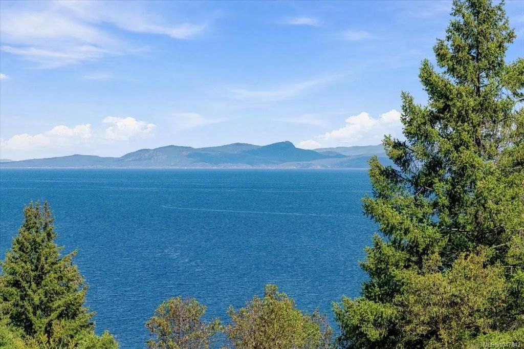 3141 Swallow Cres, Nanoose Bay